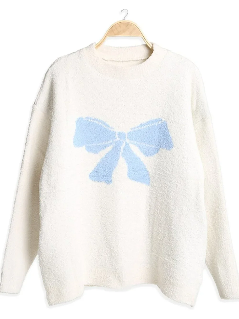 Ribbon Pointed Crew Neck Sweater